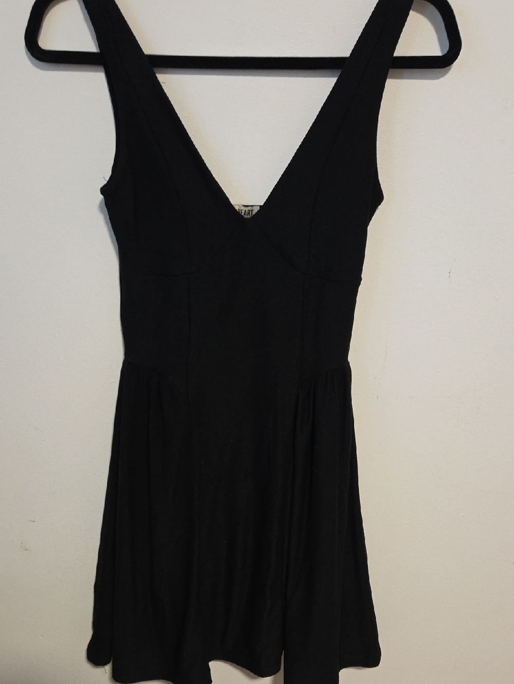 Black V-Neck Women’s Sleeveless Dress